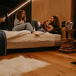 Lodge Bleu Minuit La Source