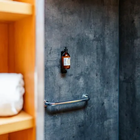 Bleu Minuit La Source *