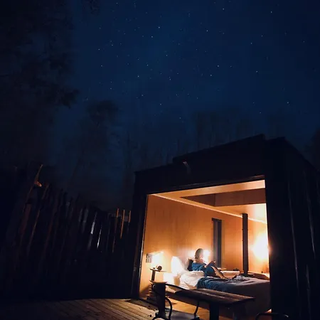 Lodge Bleu Minuit La Source