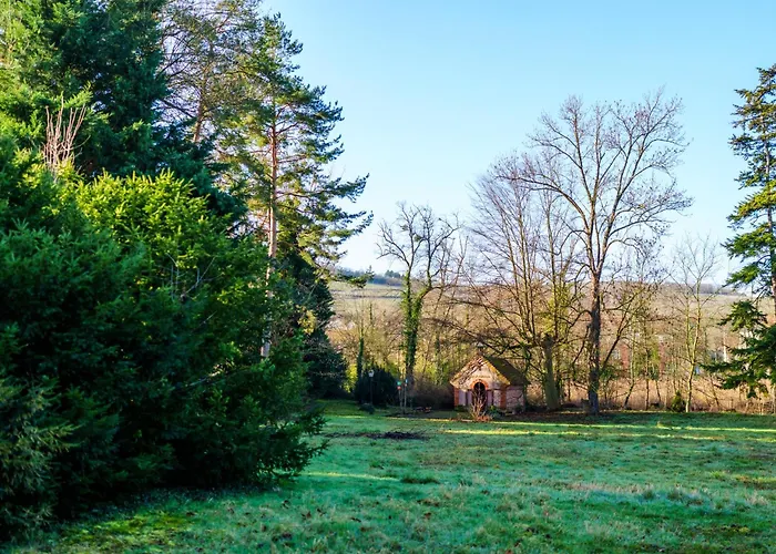 Bleu Minuit La Source Lodge *